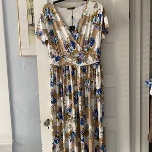 Maxi floral dress